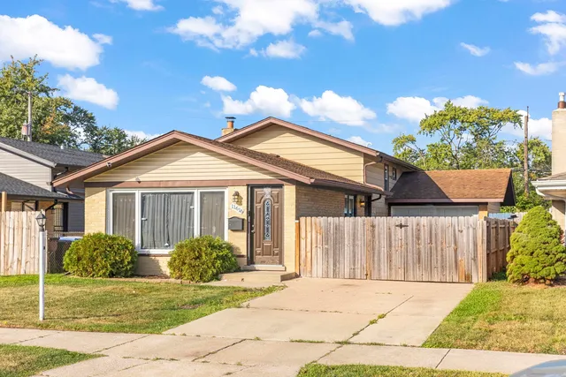 $229,900 | 11616 South Racine Avenue, Chicago, IL 60643