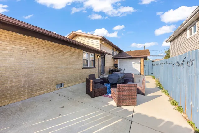 $229,900 | 11616 South Racine Avenue, Chicago, IL 60643