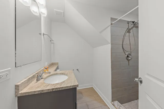 $229,900 | 11616 South Racine Avenue, Chicago, IL 60643