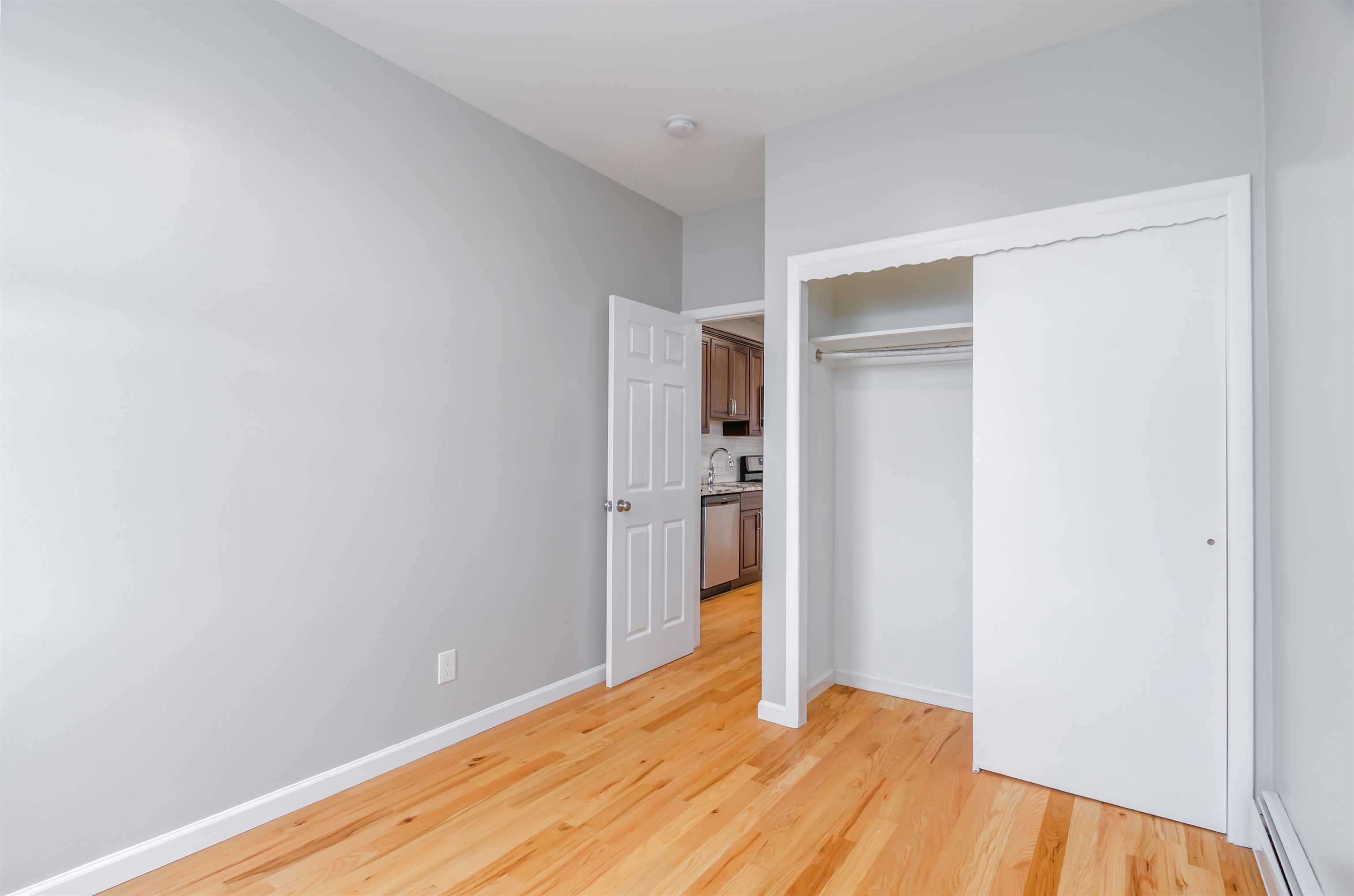 125 West 19th Street, Unit R3 Bayonne, NJ 07002 - Photo 8 of 13