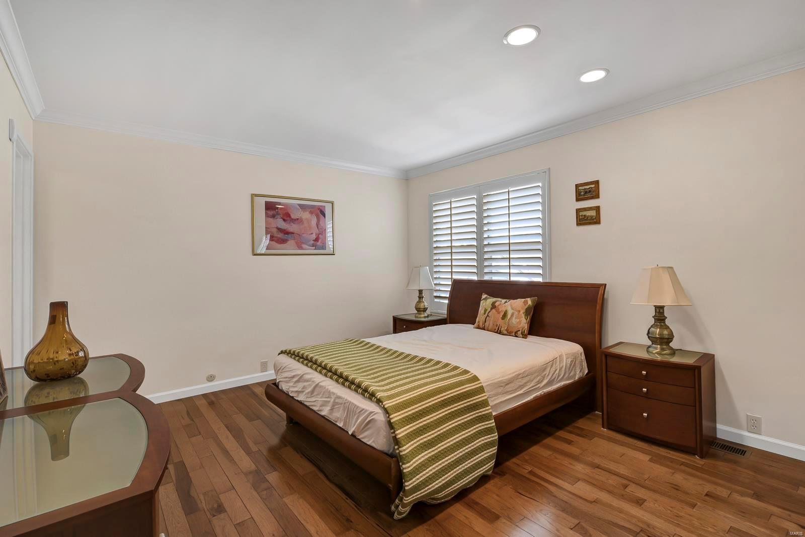 951 North Spoede Road Creve Coeur, MO 63146 - Photo 17 of 39 Gallery Image 17
