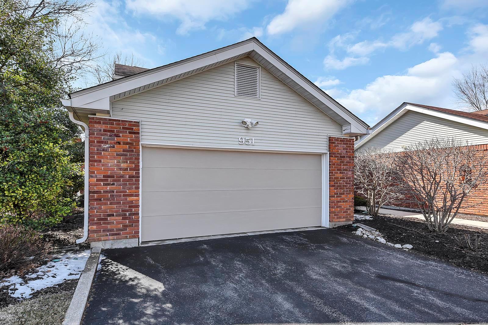 951 North Spoede Road Creve Coeur, MO 63146 - Photo 33 of 39 Gallery Image 33