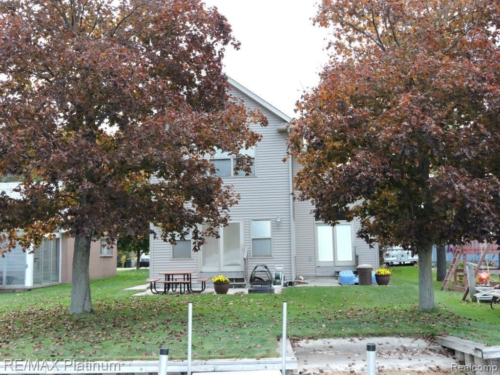 4121 Homestead Drive Howell, MI 48843 - Photo 1 of 17