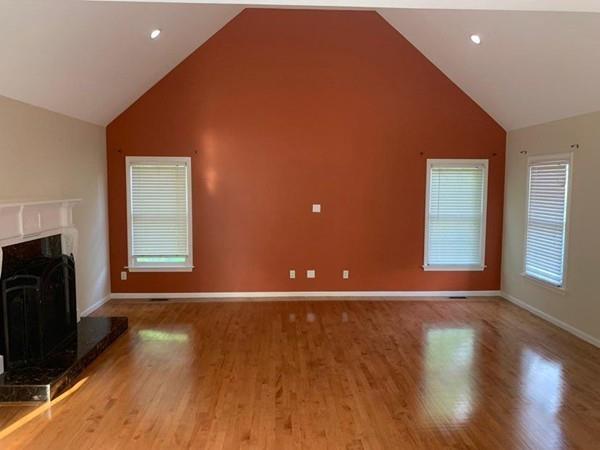 968 Marston Road Northbridge, MA 01588 - Photo 5 of 20 Gallery Image 5