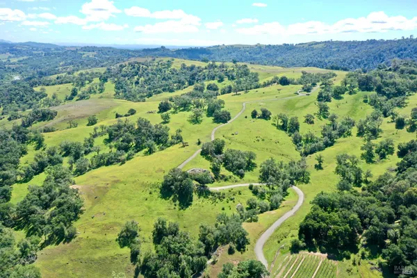 $7,500,000 | 5520 West Soda Rock Lane, Healdsburg, CA 95448