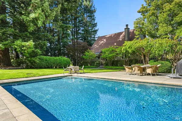 $7,500,000 | 5520 West Soda Rock Lane, Healdsburg, CA 95448