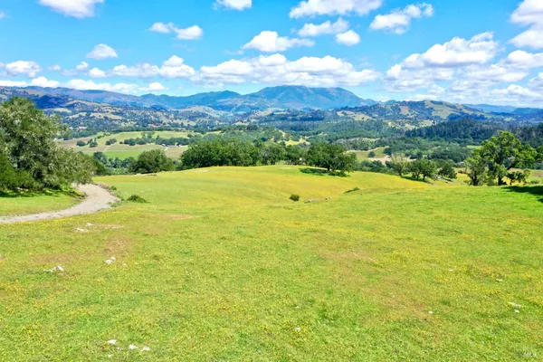 $7,500,000 | 5520 West Soda Rock Lane, Healdsburg, CA 95448