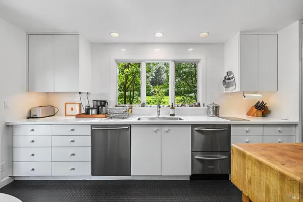 $7,500,000 | 5520 West Soda Rock Lane, Healdsburg, CA 95448