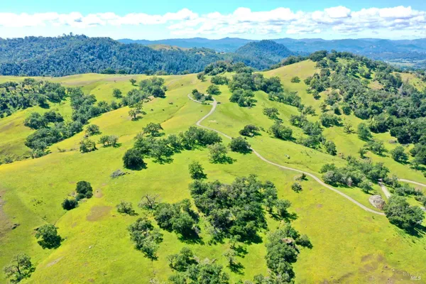$7,500,000 | 5520 West Soda Rock Lane, Healdsburg, CA 95448