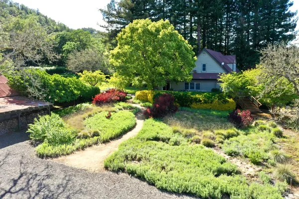 $7,500,000 | 5520 West Soda Rock Lane, Healdsburg, CA 95448