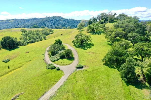$7,500,000 | 5520 West Soda Rock Lane, Healdsburg, CA 95448