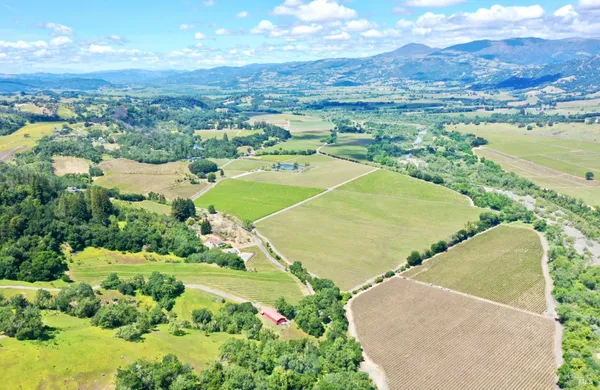 $7,500,000 | 5520 West Soda Rock Lane, Healdsburg, CA 95448