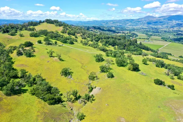 $7,500,000 | 5520 West Soda Rock Lane, Healdsburg, CA 95448