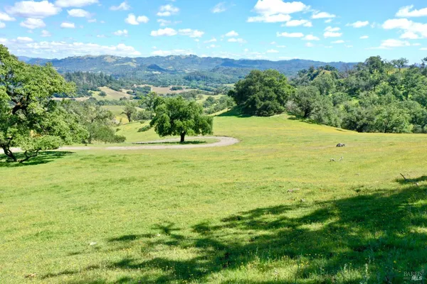 $7,500,000 | 5520 West Soda Rock Lane, Healdsburg, CA 95448