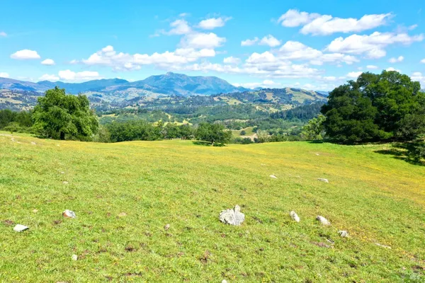 $7,500,000 | 5520 West Soda Rock Lane, Healdsburg, CA 95448
