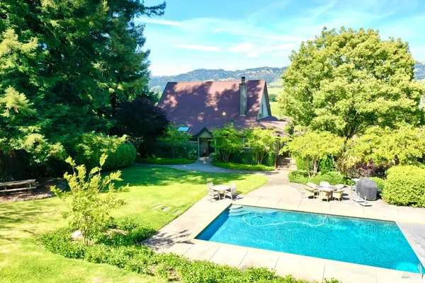 $7,500,000 | 5520 West Soda Rock Lane, Healdsburg, CA 95448
