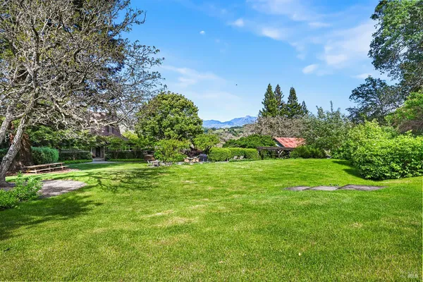 $7,500,000 | 5520 West Soda Rock Lane, Healdsburg, CA 95448