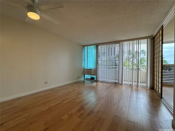 $2,800 | 1676 Ala Moana Boulevard, Unit 203, Honolulu, HI 96815