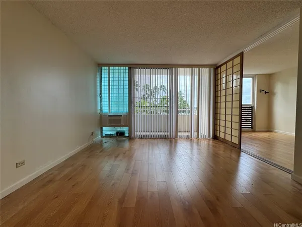 $2,800 | 1676 Ala Moana Boulevard, Unit 203, Honolulu, HI 96815