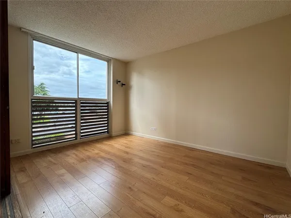 $2,800 | 1676 Ala Moana Boulevard, Unit 203, Honolulu, HI 96815