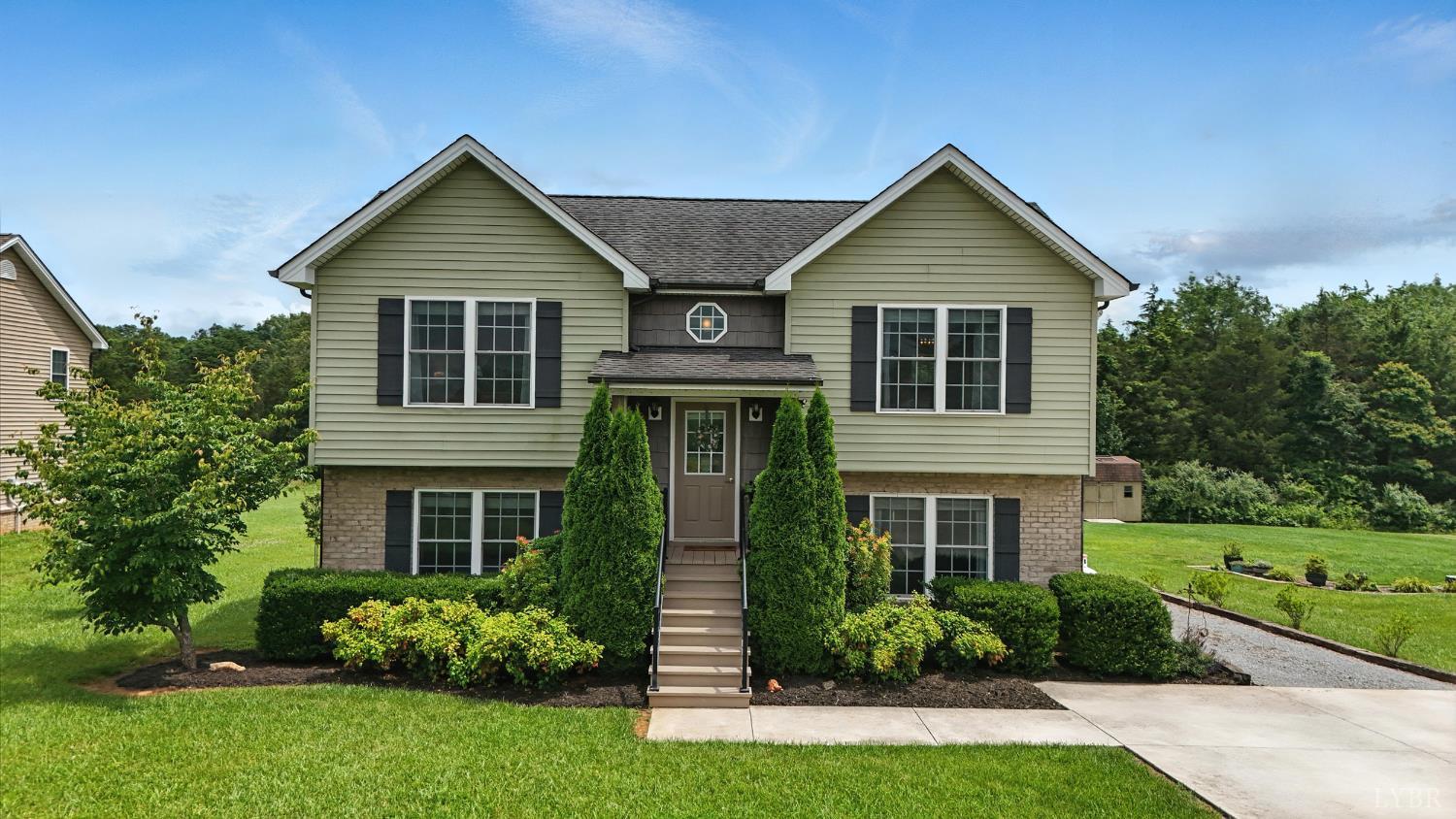 4086 Thomas Jefferson Road Forest, VA 24551 - Photo 1 of 48 Gallery Image 1