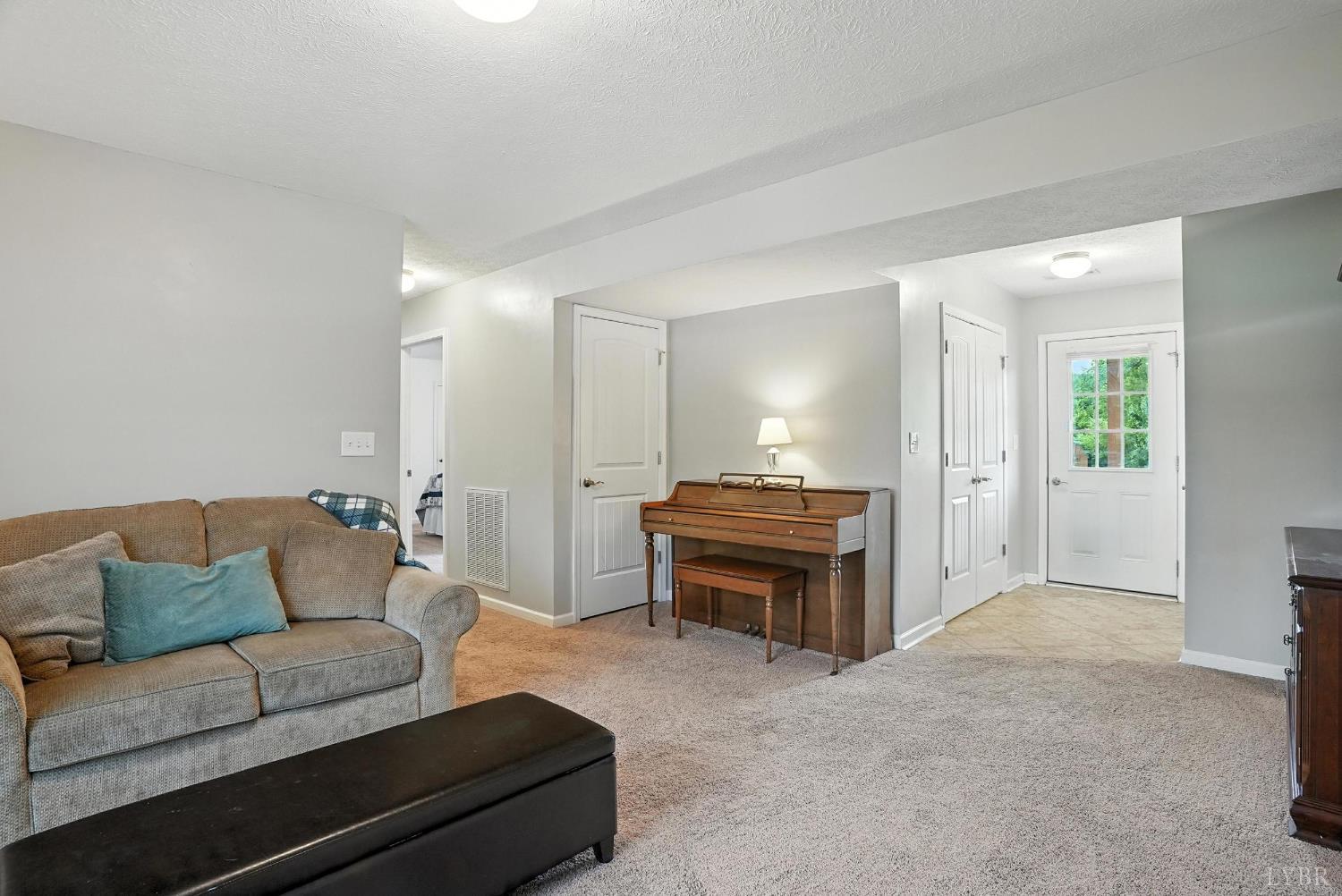 4086 Thomas Jefferson Road Forest, VA 24551 - Photo 23 of 48 Gallery Image 23