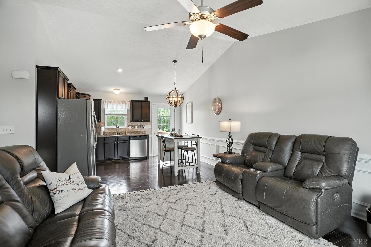 4086 Thomas Jefferson Road Forest, VA 24551 - Photo 5 of 48 Gallery Image 5