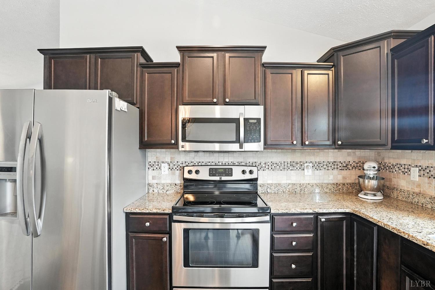 4086 Thomas Jefferson Road Forest, VA 24551 - Photo 8 of 48 Gallery Image 8