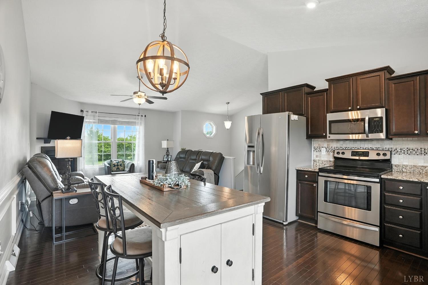 4086 Thomas Jefferson Road Forest, VA 24551 - Photo 10 of 48 Gallery Image 10