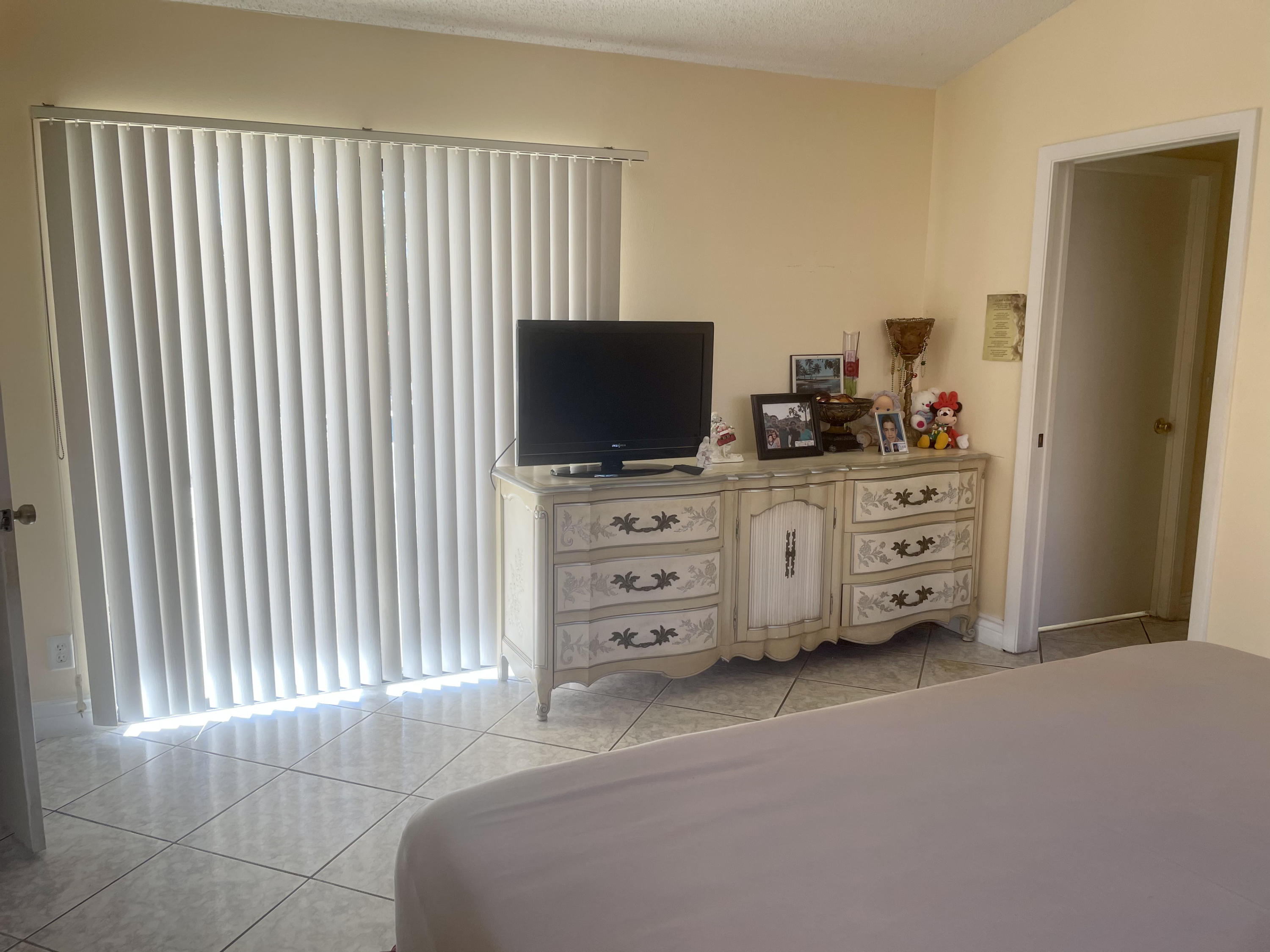 22433 Tuna Place Boca Raton, FL 33428 - Photo 6 of 18 IMG_0671