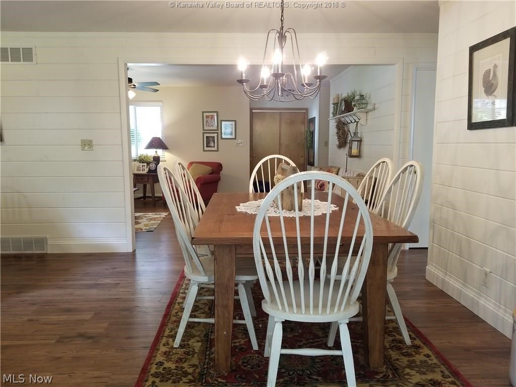 663 New England Ridge Road Washington, WV 26181 - Photo 9 of 30 Dining Area