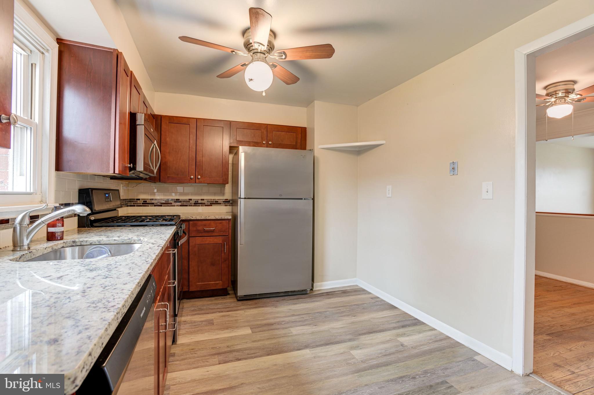 5639 Chelwynd Road Halethorpe, MD 21227 - Photo 10 of 35 Kitchen