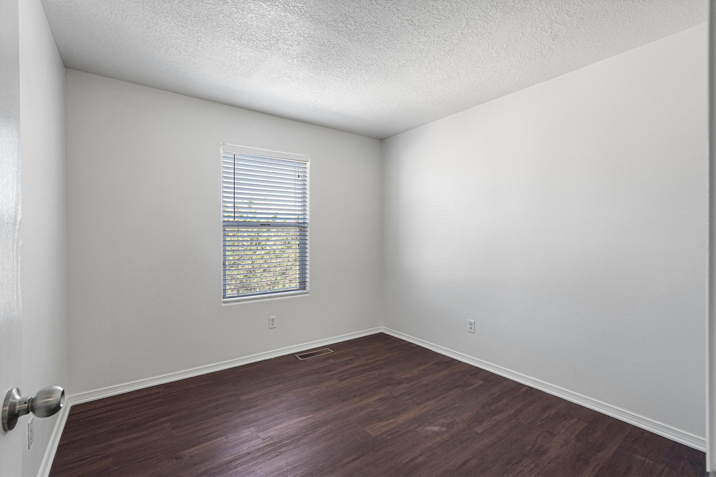 5205 Caprock Drive Northeast Rio Rancho, NM 87144 - Photo 23 of 36 Gallery Image 23