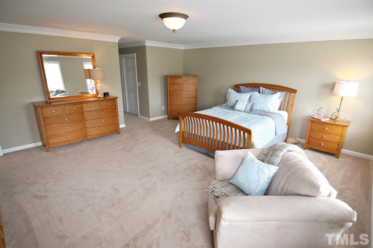 10710 Longholme Way Raleigh, NC 27614 - Photo 13 of 25 Gallery Image 13