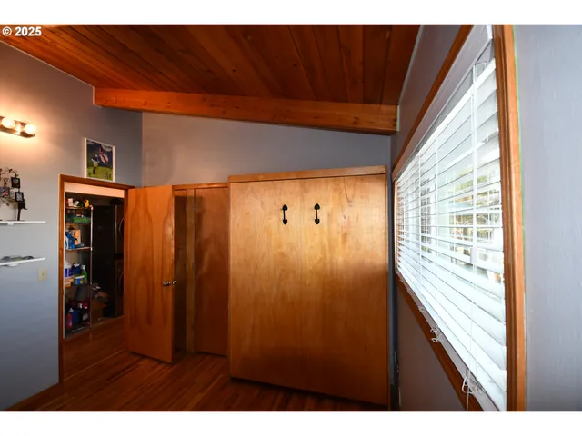 $395,000 | 1613 Oregon Street, The Dalles, OR 97058