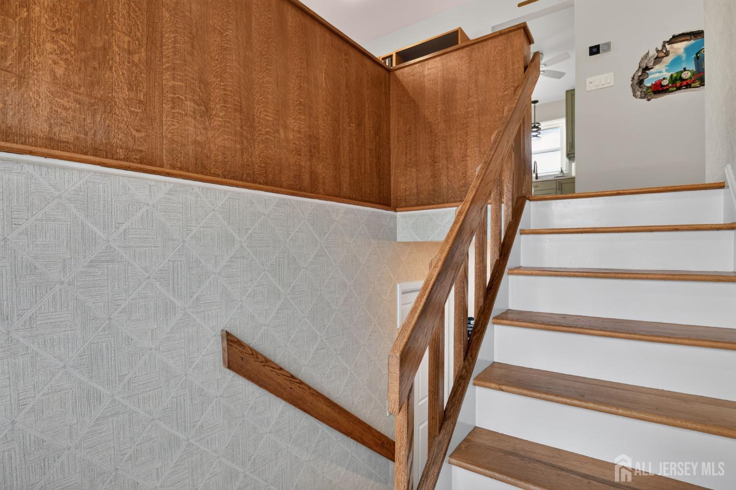6 Ridgeview Road Jamesburg, NJ 08831 - Photo 16 of 32 Gallery Image 16