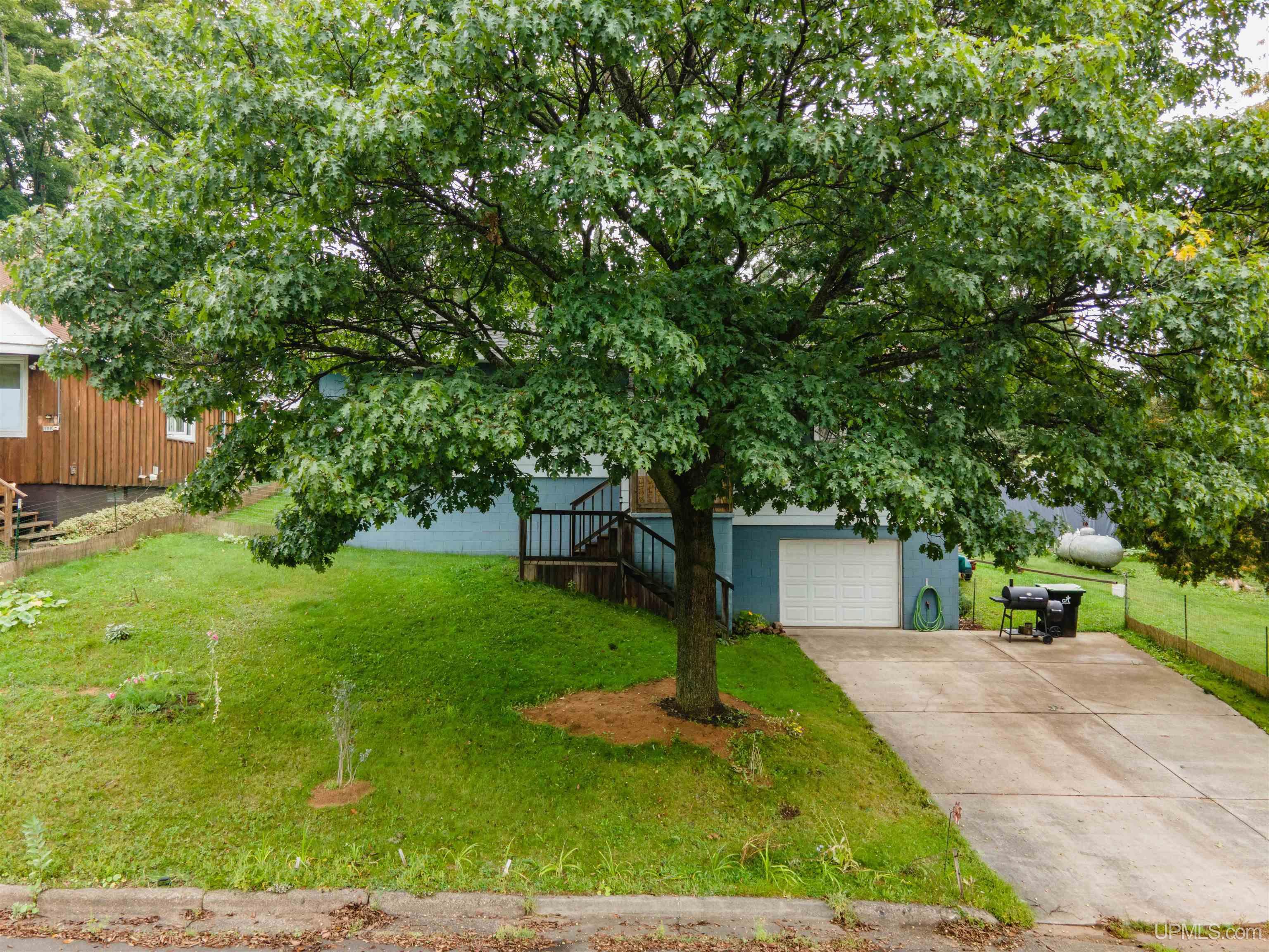 106 3rd Street Alpha, MI 49902 - Photo 26 of 33