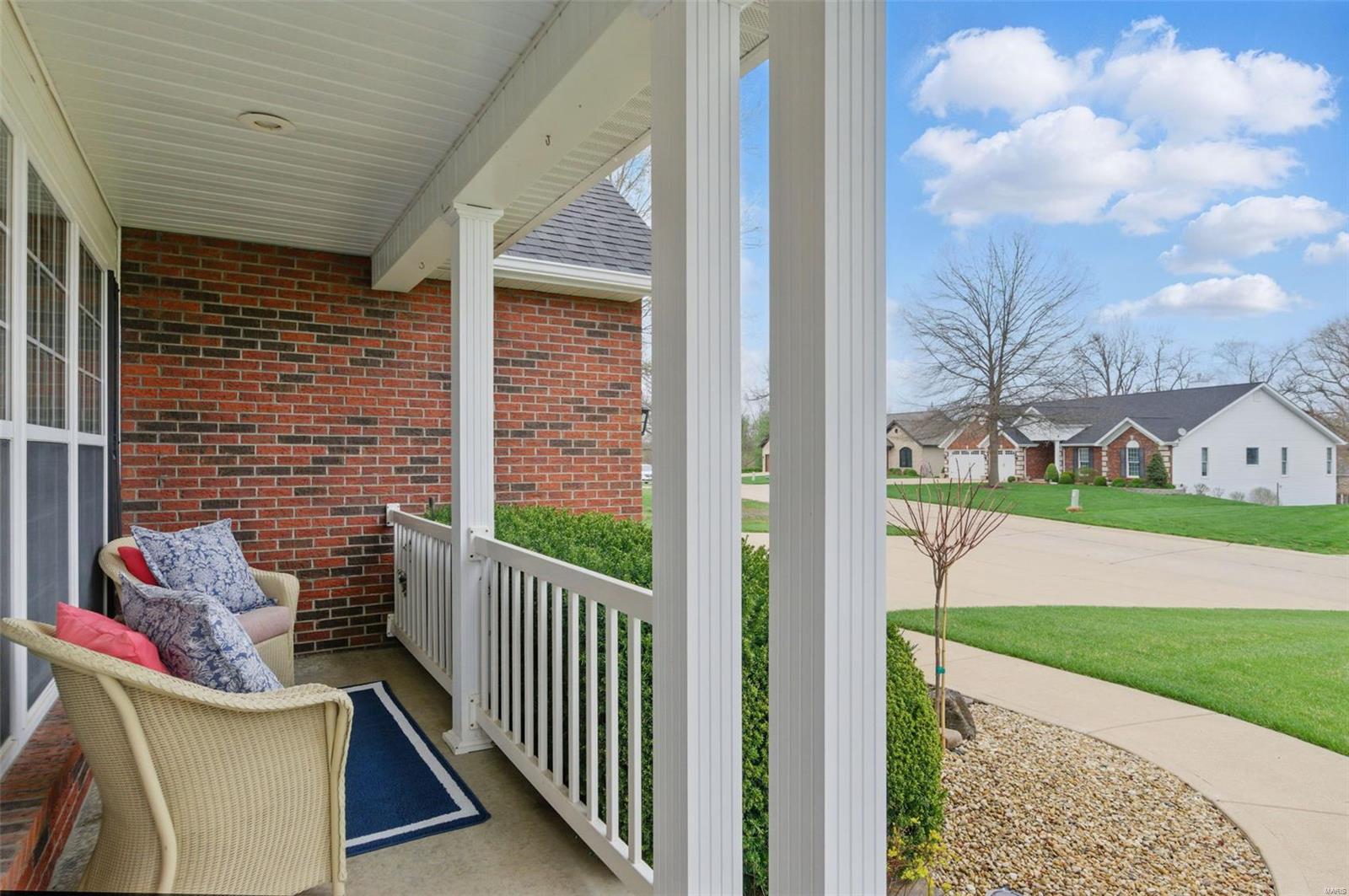 460 Bluff Drive Troy, MO 63379 - Photo 3 of 47