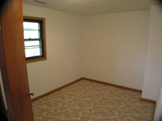 15415 Wittwer Road South Beloit, IL 61080 - Photo 4 of 5 Gallery Image 4