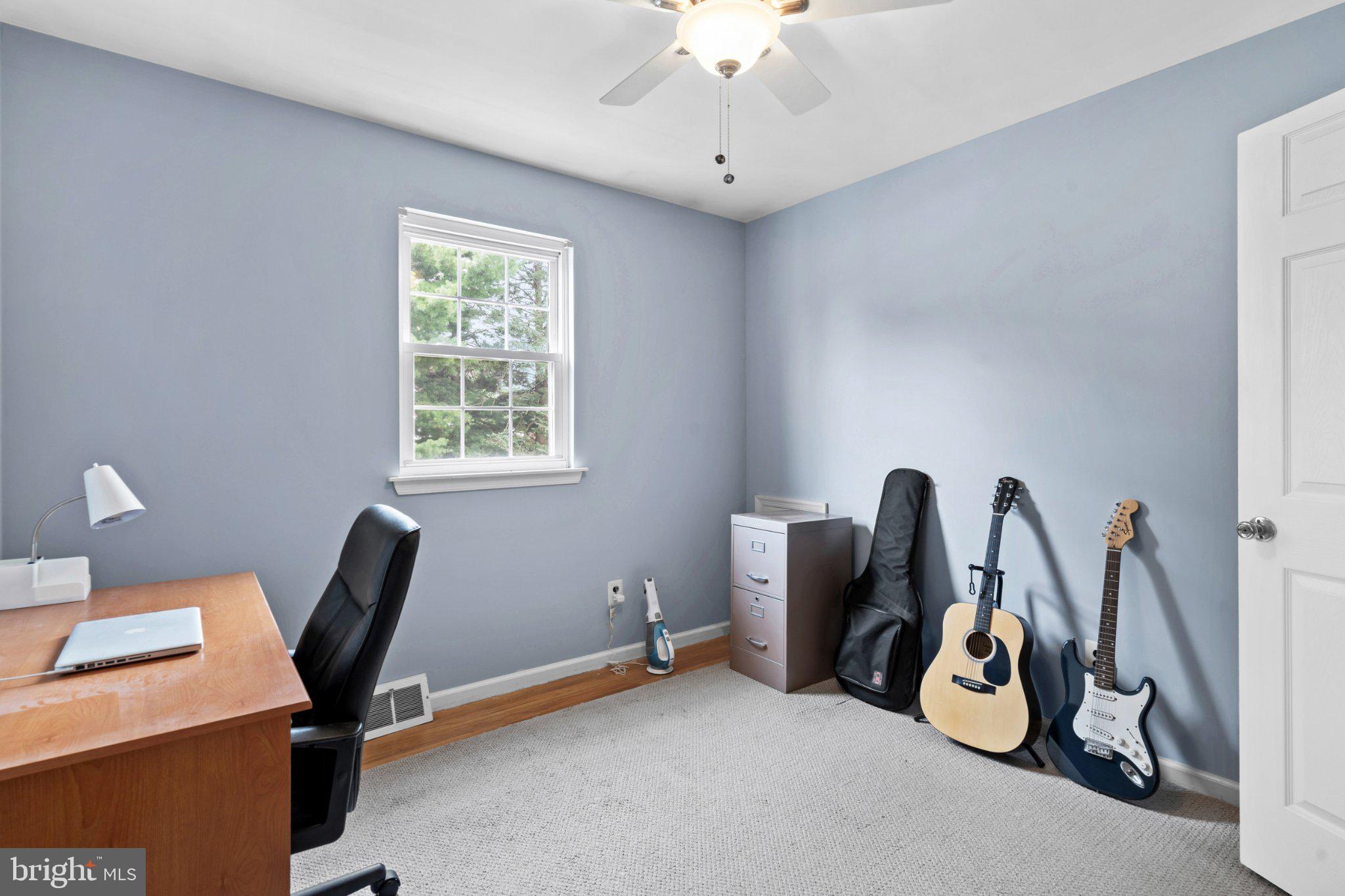 1016 Green Lane Secane, PA 19018 - Photo 23 of 39