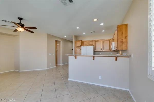 $2,100 | 6290 Majestic Hills Avenue, Las Vegas, NV 89141