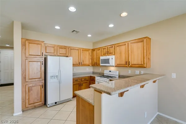$2,100 | 6290 Majestic Hills Avenue, Las Vegas, NV 89141