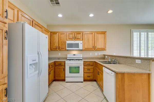 $2,100 | 6290 Majestic Hills Avenue, Las Vegas, NV 89141