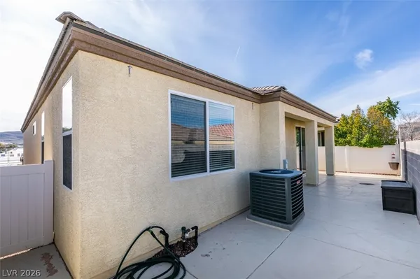 $2,100 | 6290 Majestic Hills Avenue, Las Vegas, NV 89141