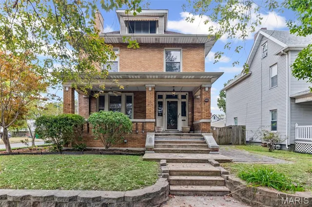 $100,000 | 2164 Cleveland Boulevard, Granite City, IL 62040