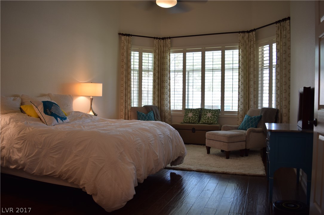 227 Chestnut Ridge Circle Henderson, NV 89012 - Photo 14 of 35 Gallery Image 14