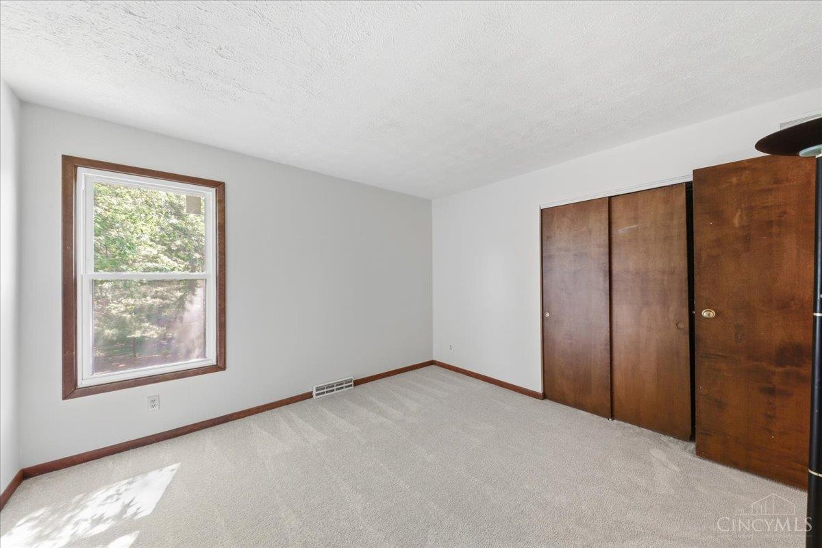 12130 Snider Road Cincinnati, OH 45249 - Photo 38 of 47