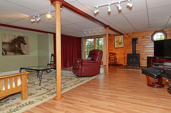 17 Knoll Road Wenham, MA 01984 - Photo 11 of 22 Gallery Image 11