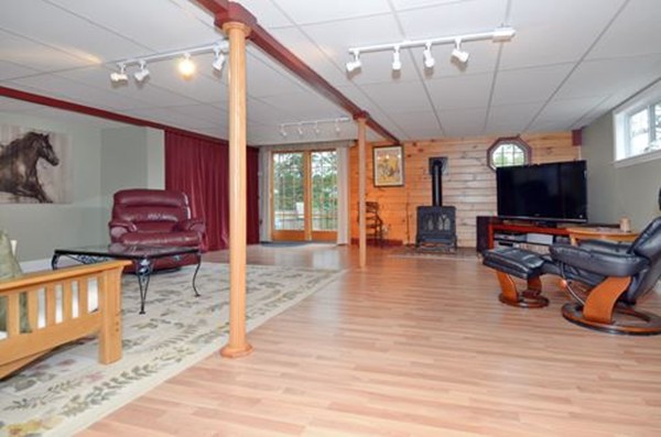 17 Knoll Road Wenham, MA 01984 - Photo 14 of 22 Gallery Image 14