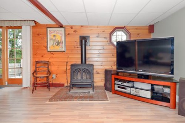 17 Knoll Road Wenham, MA 01984 - Photo 15 of 22 Gallery Image 15